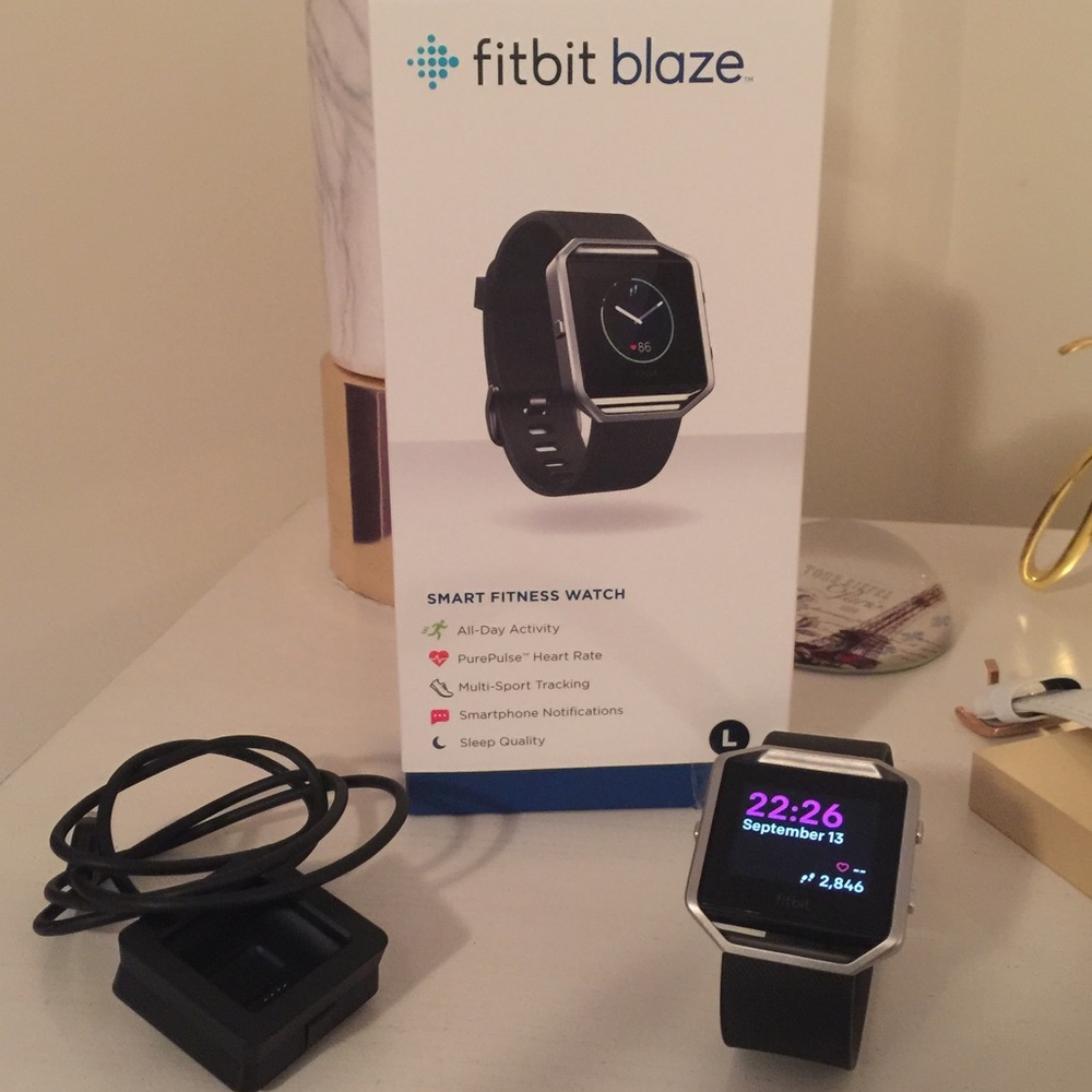 ⌚️ Gently Used Fitbit Blaze, Black, Large w/ BONUS