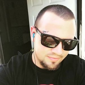 Meet your Posher, Corky