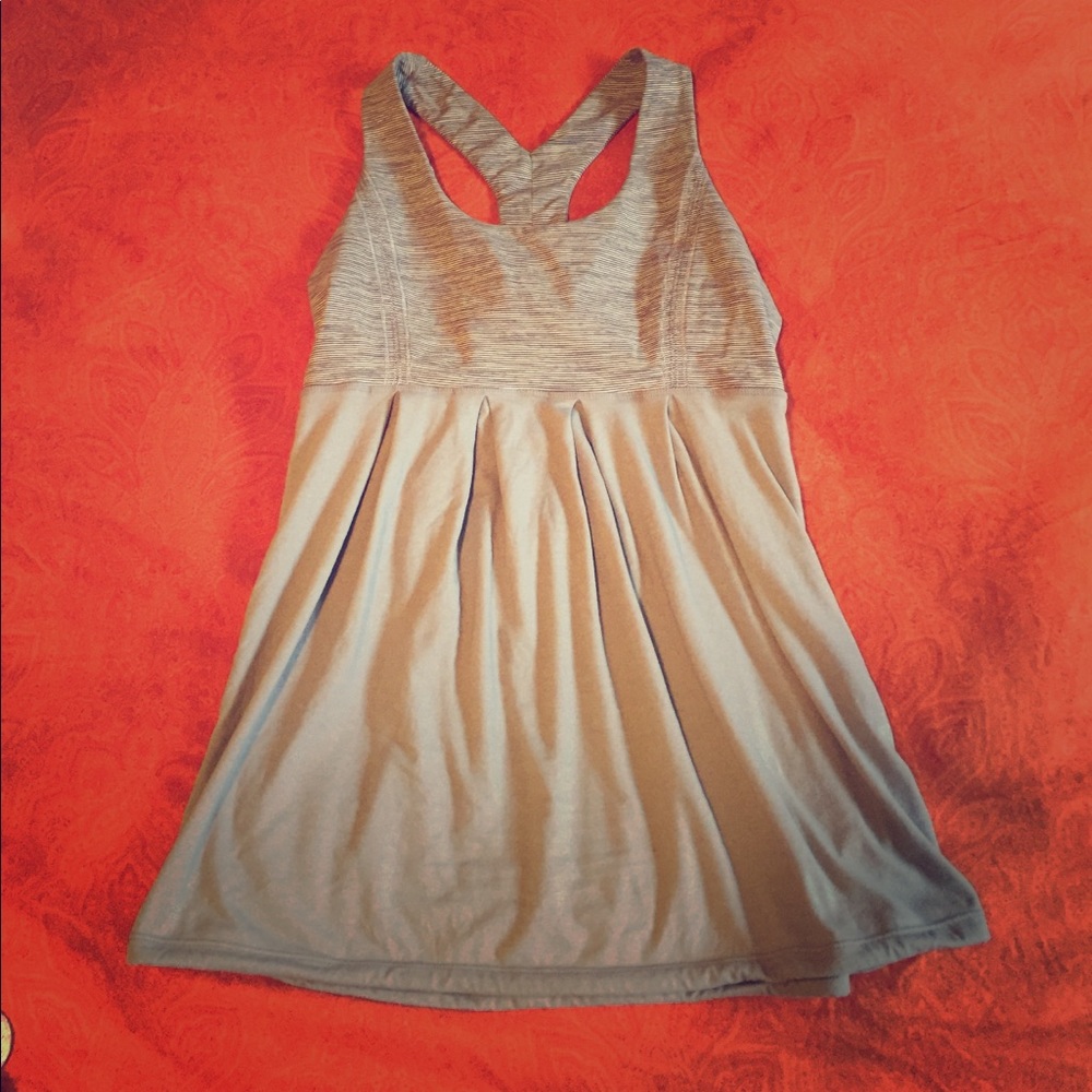 Lululemon workout tank