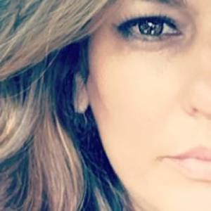 Meet your Posher, Yanet