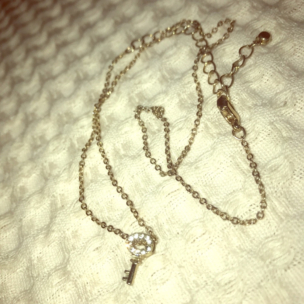 Mini key gold necklace