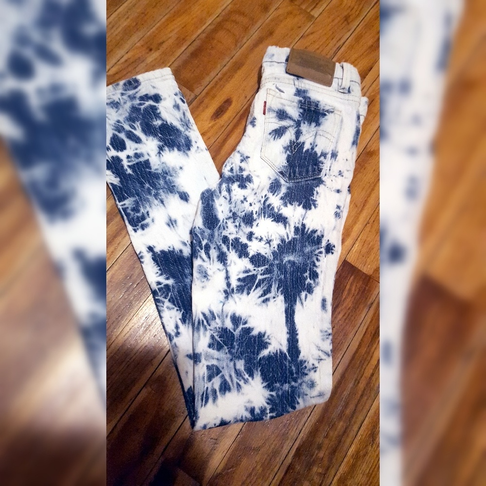 Bleach tie die Levi skinny jeans
