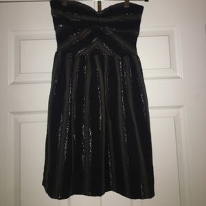 RARE: BLACK STRAPLESS DRESS FROM ROXY!!