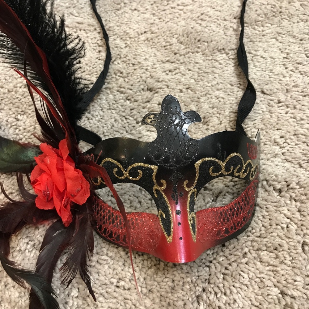 Mardi Gras mask