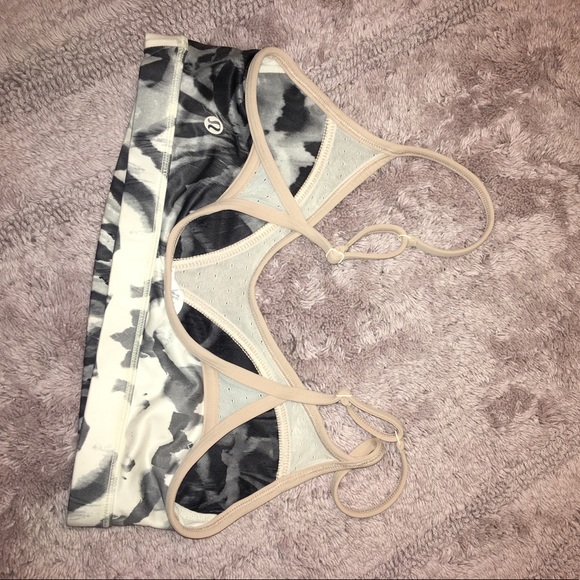 Lululemon Sports Bra - Picture 3 of 5