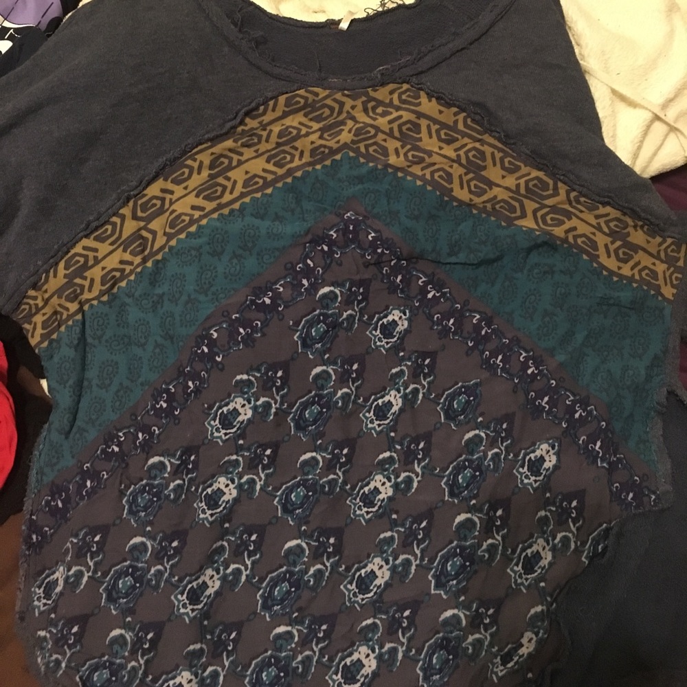 Free people sweatshirt