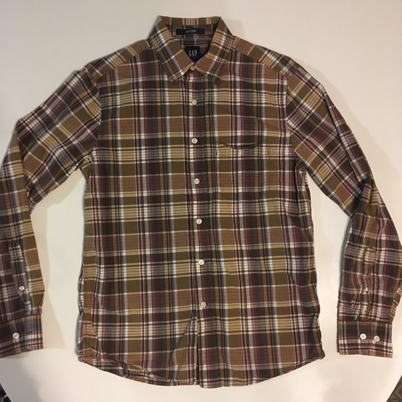 GAP Other - Gap Men's "Fitted" button-up
