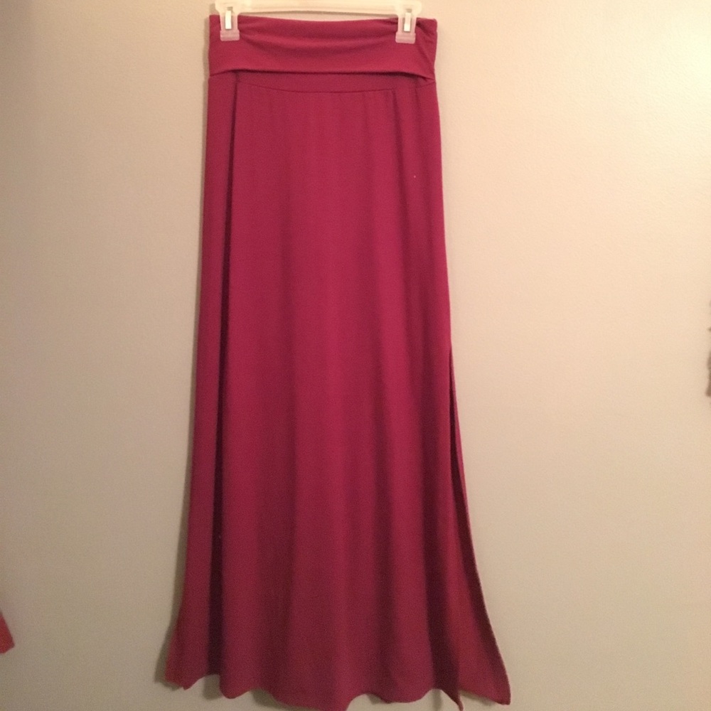 Side slit maxi skirt