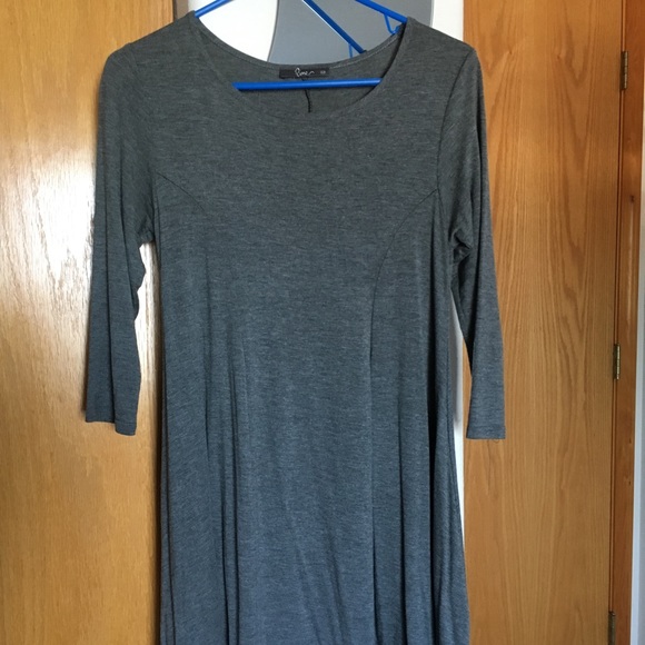 Grey flowy dress - Picture 1 of 3