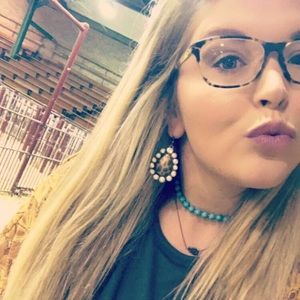 Meet your Posher, Sammy