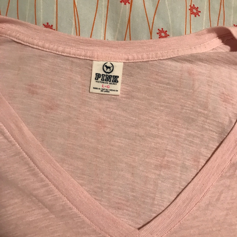 VS Pink t shirt