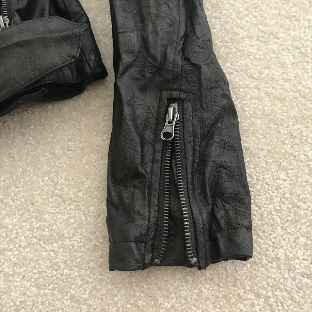 F21 Vegan Leather Jacket - Picture 4 of 6