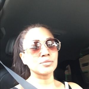 Meet your Posher, Gaby