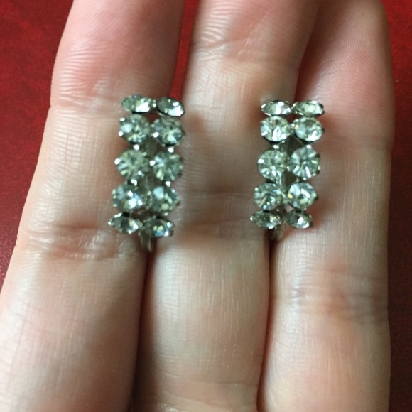 Vintage Rhinestone Earrings - Made in Austria - Picture 2 of 7