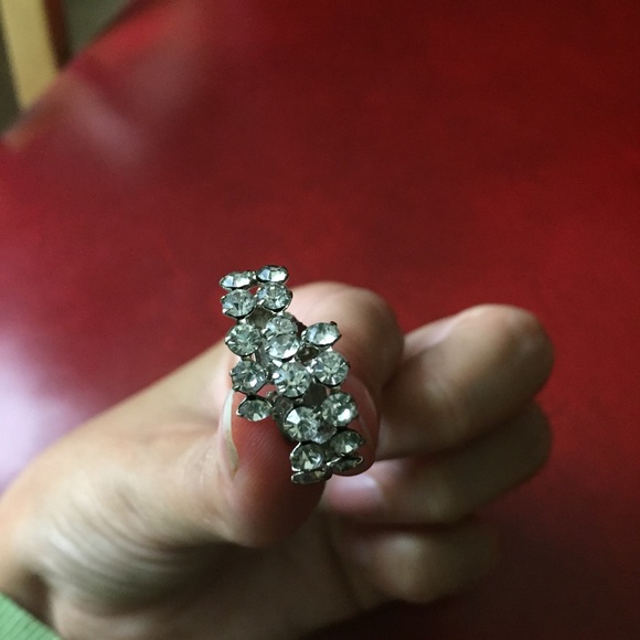 Vintage Rhinestone Earrings - Made in Austria - Picture 6 of 7