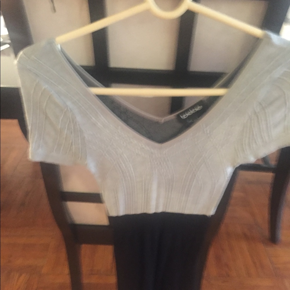Bebe Size Small Midi Length V Neck Dress