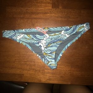 SOLD Jolyn Glitter Wave Andy Bottom