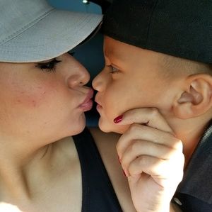 Meet your Posher, Crystal