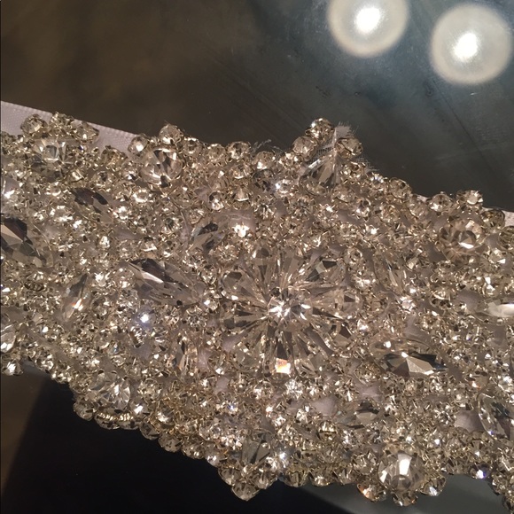Pure white rhinestone wedding belt sash - Picture 2 of 3
