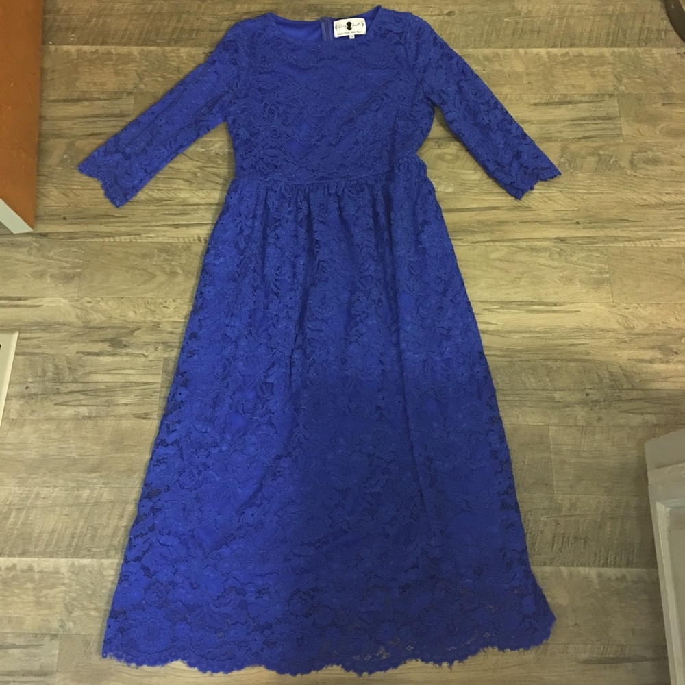 SOLD Dainty Jewell's Charming In Lace Dress - Picture 2 of 8