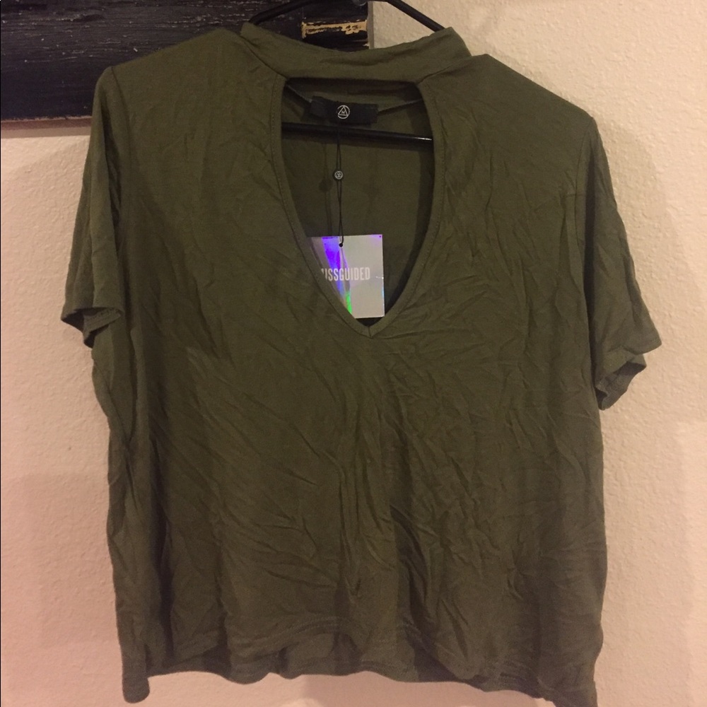 Army green cutout T, NWT Missguided