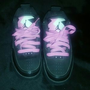 Size 6 Youth Jordans