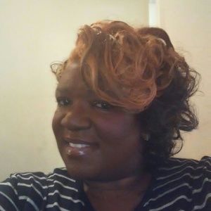 Meet your seller....Hello I'm Taneshia