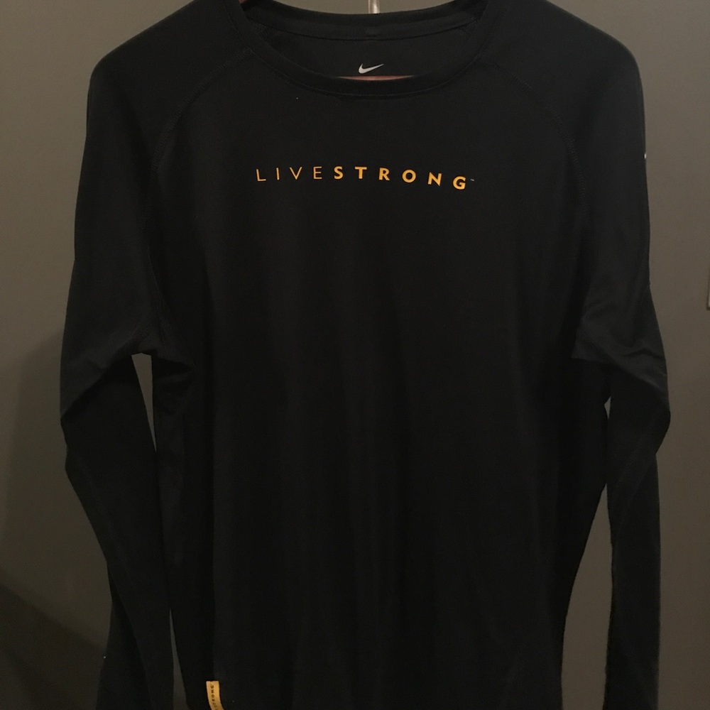 Nike LiveStrong dri fit