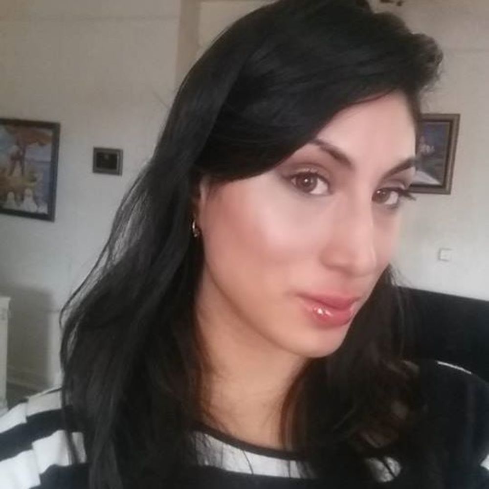 Meet your Posher, Sari