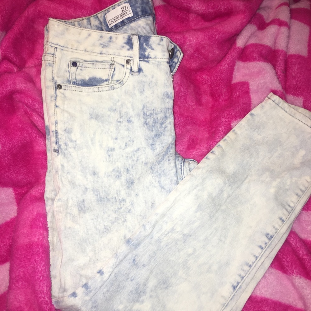 Gap skinny jeans size 27