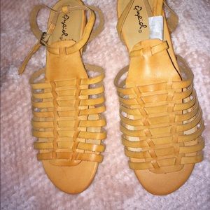 Qupid beautiful sandals