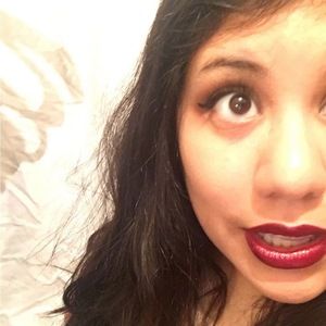 Meet your Posher, Anali