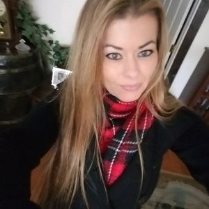 Meet your Posher, Joy