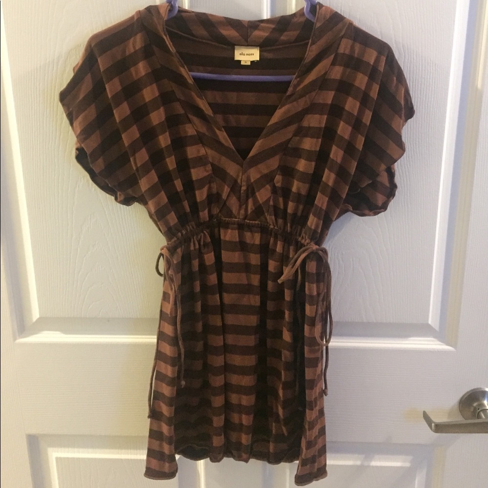 Ella moss brown striped shirt size SMALL