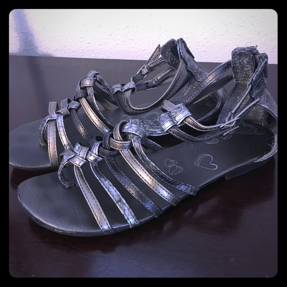 Silver Grecian style sandals. Size 8.5.