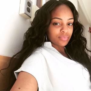 Meet your Posher, Amirah