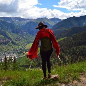 Meet your Posher, Andrea