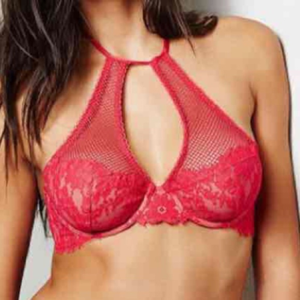 NWT Victoria secret high neck sexy bra