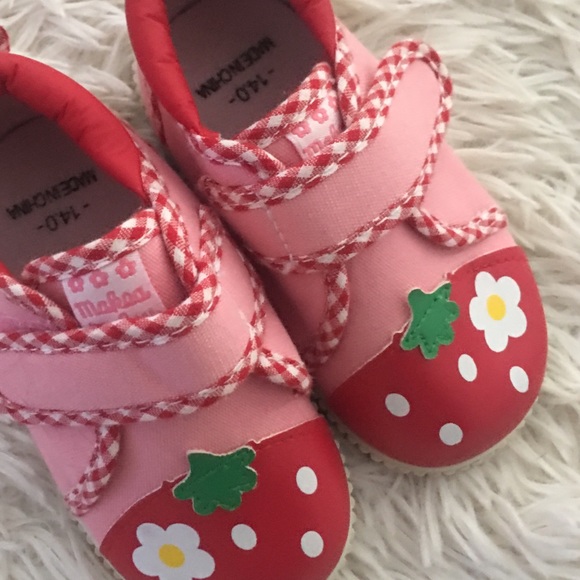 cute squeaky shoes
