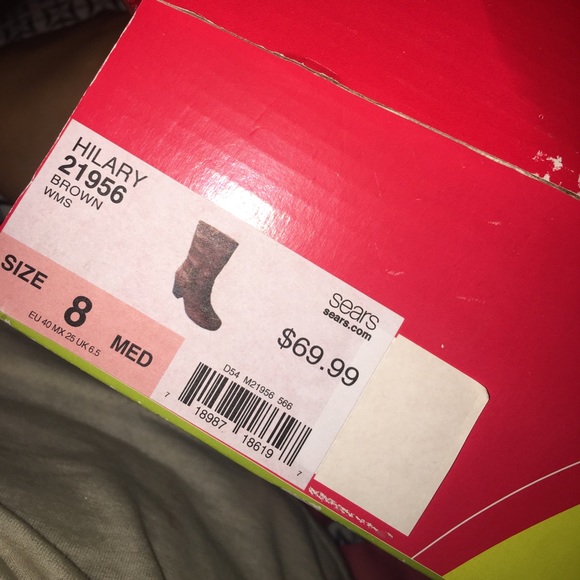 Boots - Picture 4 of 4