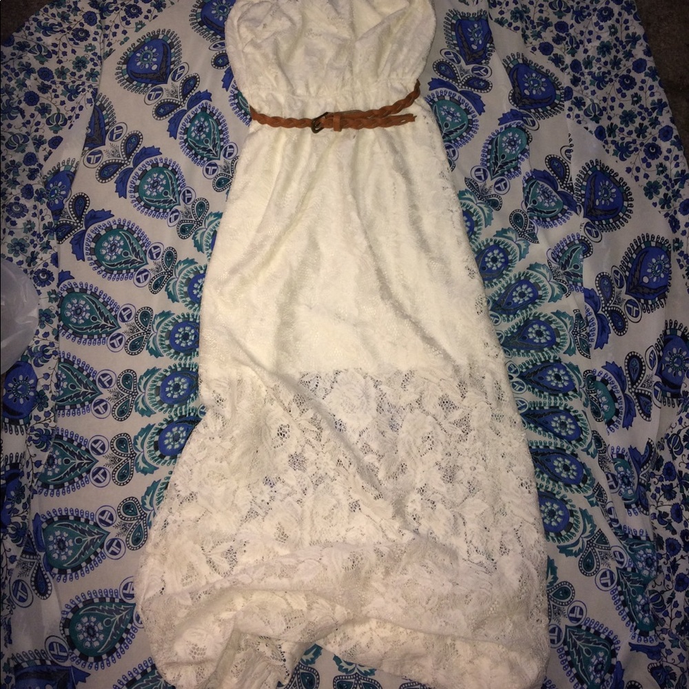White lace dress