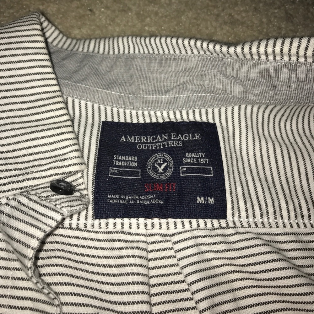 American eagle button up - Picture 3 of 3