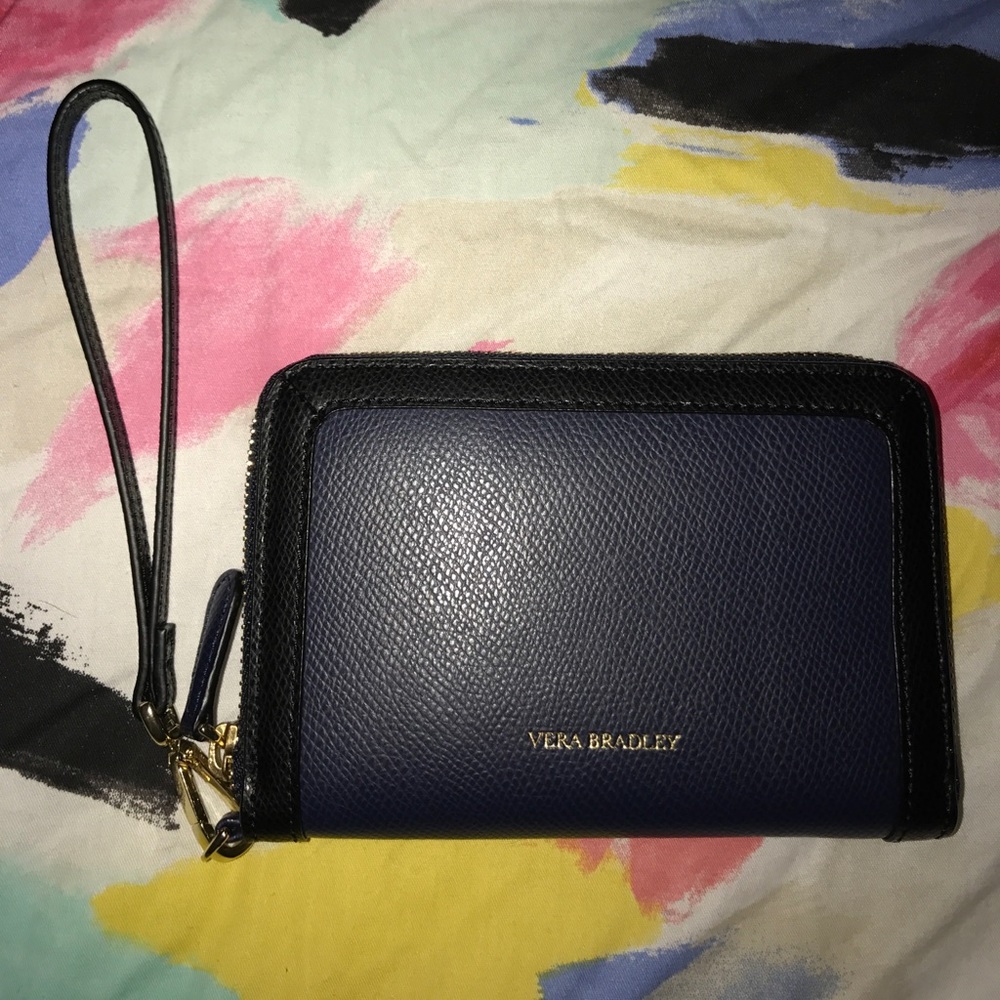 Perfect condition Vera Bradley wristlet!