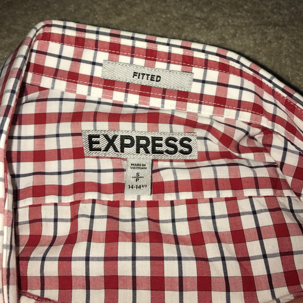 Express button up - Picture 3 of 3