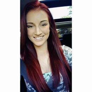 Meet your Posher, Courtney