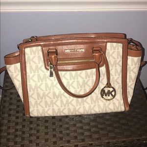 Michael Kors purse