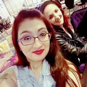 Meet your Posher, Nicole