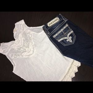 Rock revival jeans from buckle!