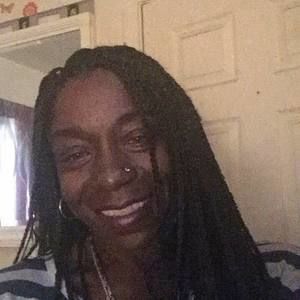 Meet your Posher, Carolyn