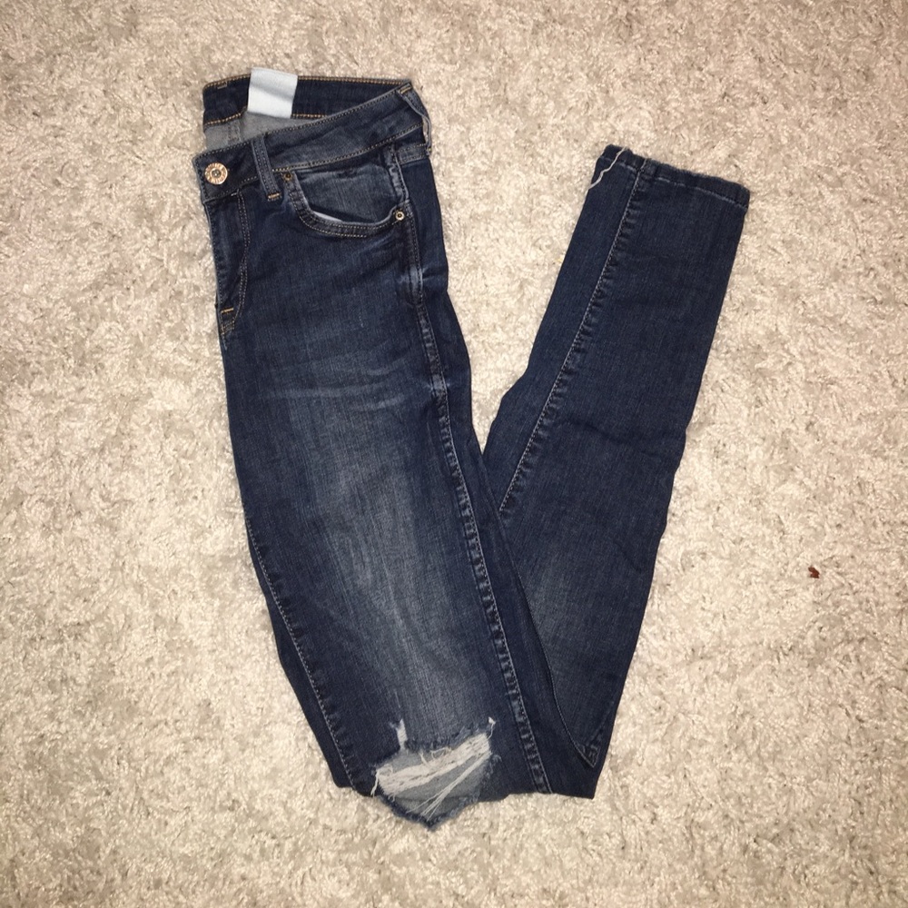H&M SUPER SKINNY LOW WAIST JEANS